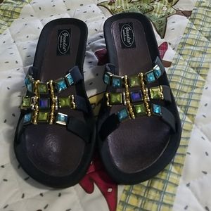 NWOT Topaz wedge sandals